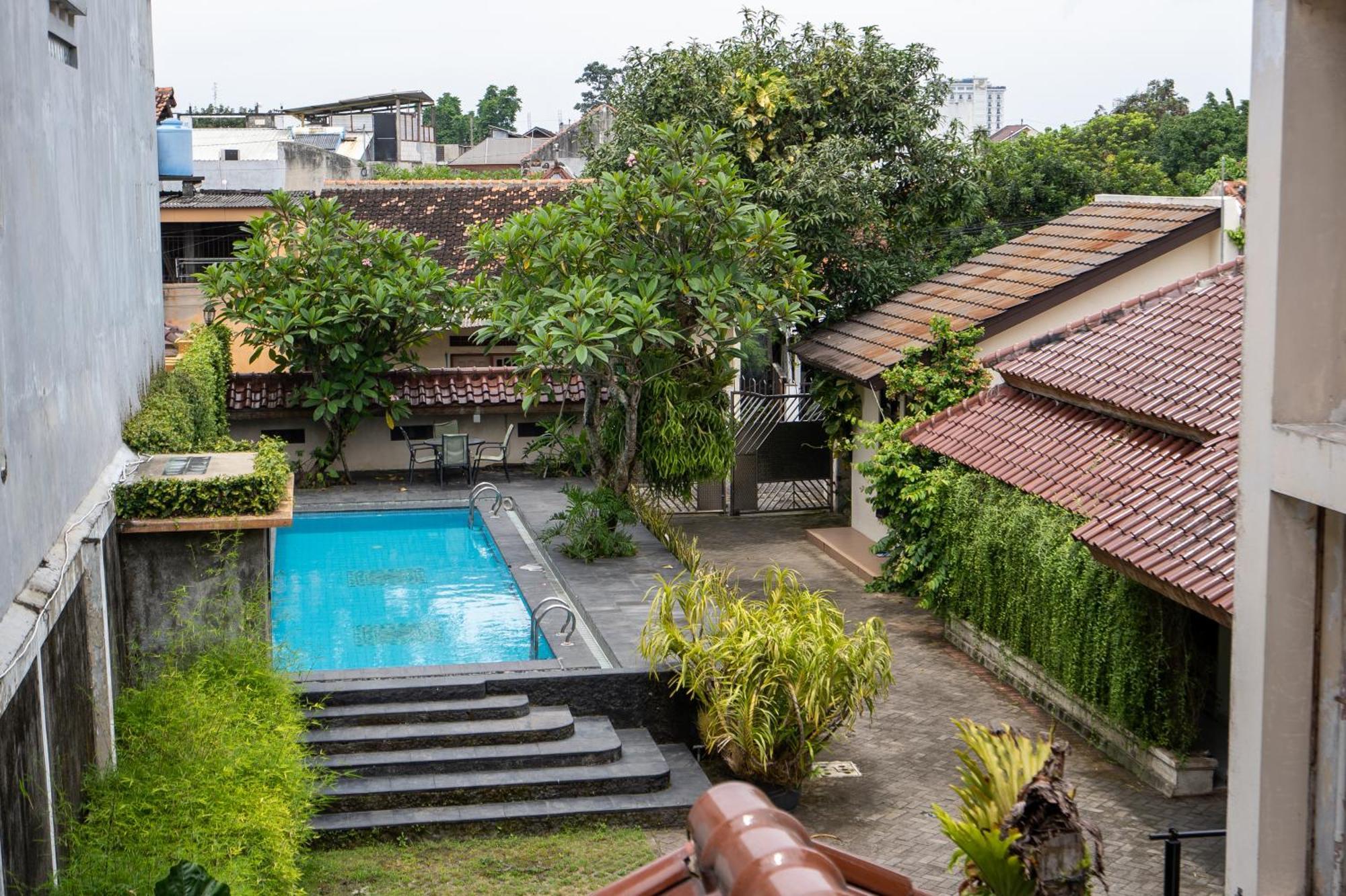 D Ajenk Boutique Guesthouse Kejayan Exterior foto